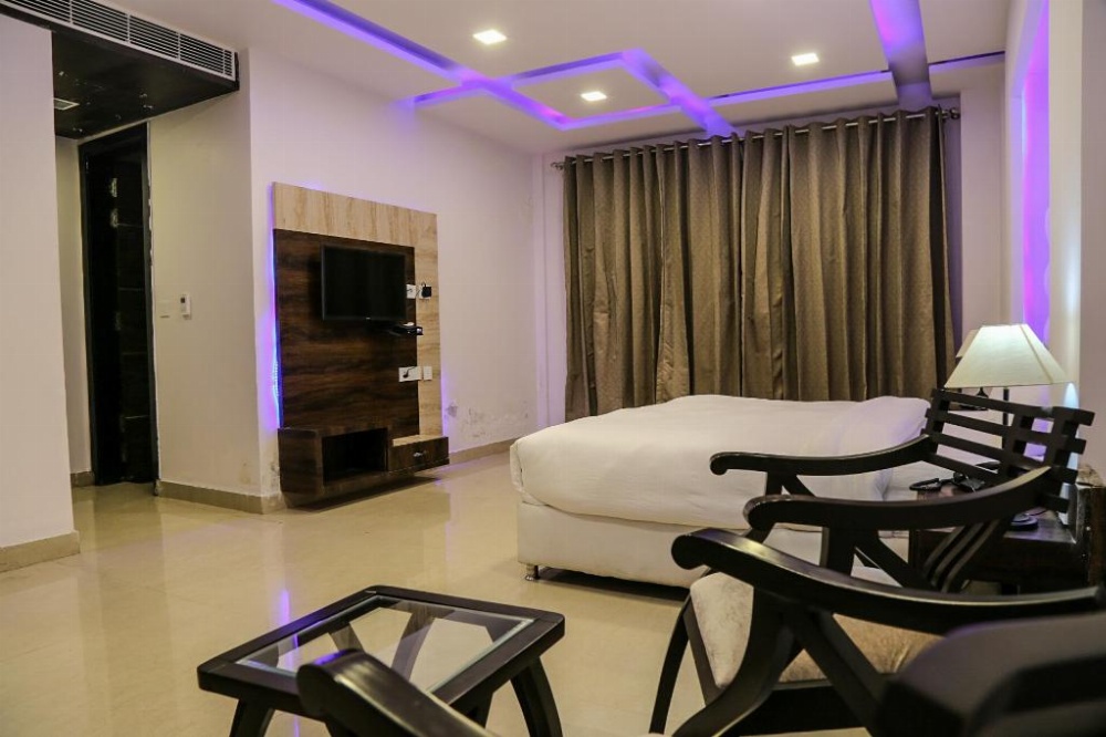 Executive Room